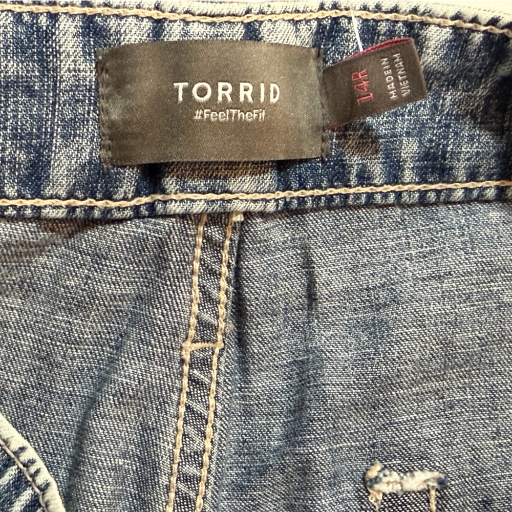 torrid High-Rise Baggy Lightweight Tie-Belt Jeans sz 14R NWT - Picture 11 of 11